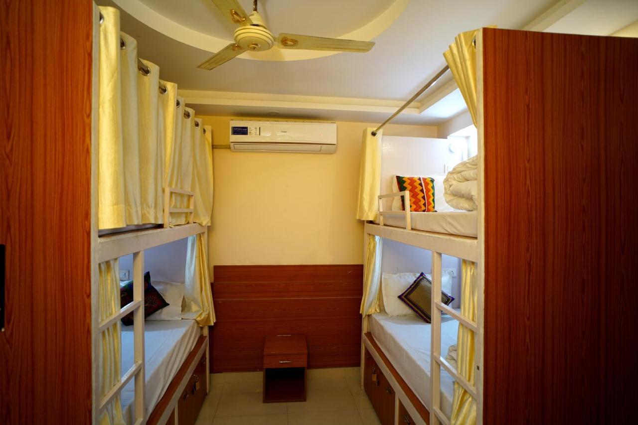 Karwaan Hostel Rishikesh Ngoại thất bức ảnh
