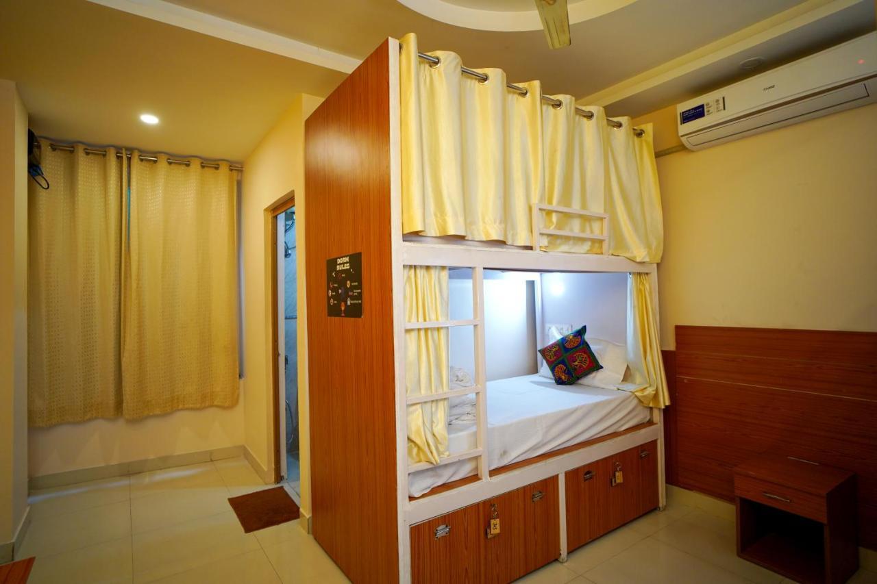 Karwaan Hostel Rishikesh Ngoại thất bức ảnh